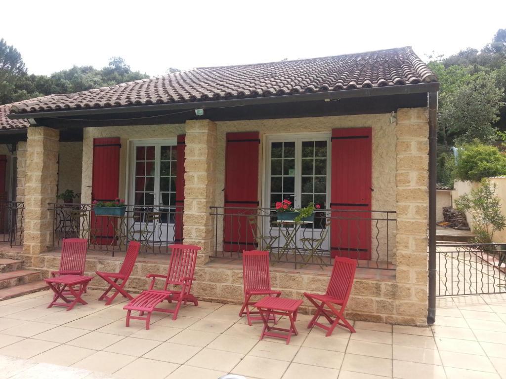 Bed and Breakfast La Combe Joseph Ремулен Номер фото